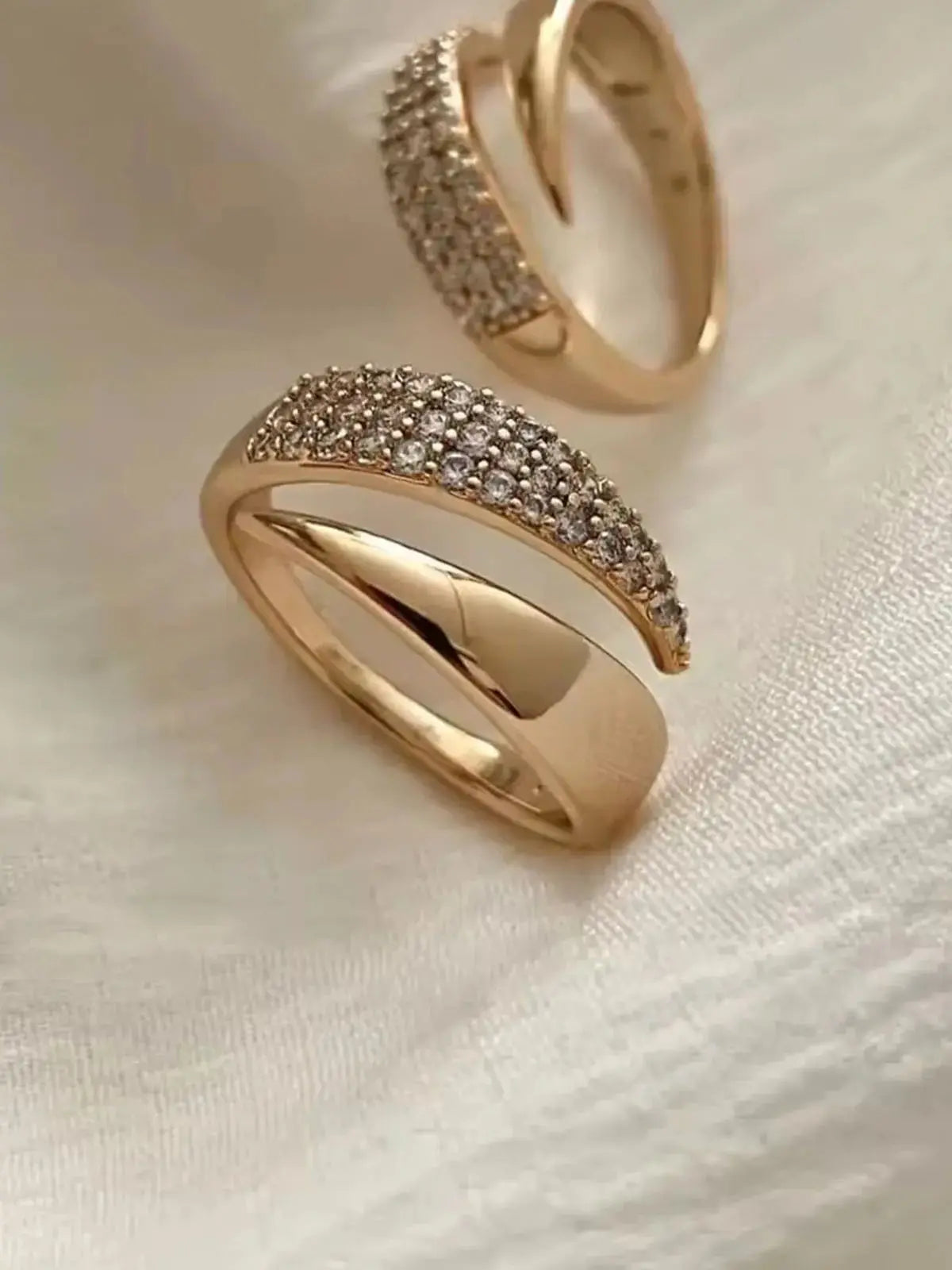 Golden Glow Ring – 18K Gold Plated Luxury Women’s Ring | Elite Luxury Jewelry My Store